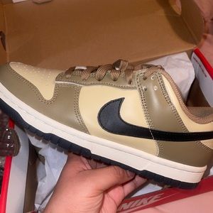 Nike Dunk Low